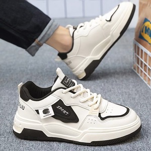 Baskets décontractées pour hommes 2025 – Chaussures de skate blanches respirantes et tendance pour étudiants avec fermeture à lacets - Product Image 4