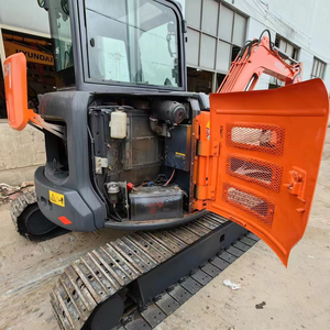 Mini-excavatrice sur chenilles Hitachi ZX55USR d'occasion en promotion avec moteur, boîte de vitesses et PLC pour la construction et l'exploitation minière - Product Image 2
