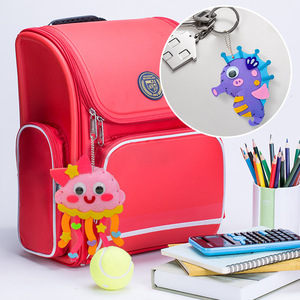Kit <span class=keywords><strong>de</strong></span> couture en feutre pour enfants, ensemble créatif DIY pour la confection d'ornements suspendus à thème dessin animé, activité parent-enfant pour la maternelle - Product Image 4