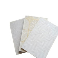 Panneau de plafond en PVC de taille Standard, panneau décoratif, faux plafond