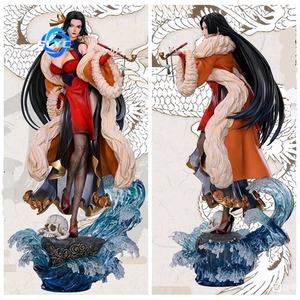 Statua Modello GK di Boa Hancock in Cheongsam Natalizio Stile Cinese con Pipa a Forma di Teschio, Figura da Collezione in Scatola per Esposizione Anime - Product Image 5