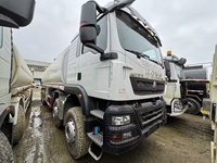Camion-citerne SINOTRUK TX 8x4