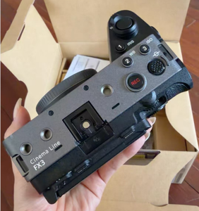 Caméra cinéma Sony Cinema Line FX3 d'occasion, plein format, 4K, 120FPS - Product Image 5