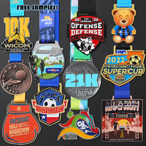 Vos propres médailles de sport personnalisées Gant de <span class=keywords><strong>boxe</strong></span> personnalisé en forme de médaille en laiton Finition en émail 10k Médailles de marathon pour souvenirs - Product Image 6