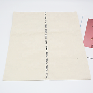 أكياس قماشية قطنية صديقة للبيئة بتصميم ظرف ورباط لحفظ الملابس والأحذية من الغبار مع شعار مخصص - Product Image 6