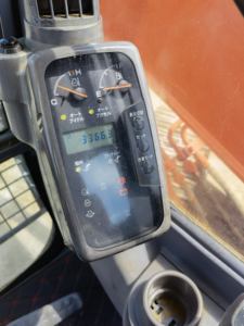 Pelleteuse d'occasion en bon état Hitachi120 Pelleteuse hydraulique sur chenilles d'occasion 12 tonnes Hitachi ZX120 en stock prête à expédier - Product Image 3