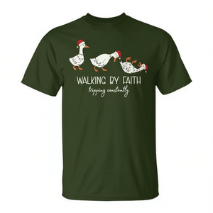 Walking By Faith Tripping Constantly - Camiseta con diseño de ganso navideño - Product Image 2