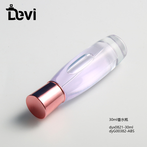 Flacon de parfum en verre transparent rechargeable de haute qualité Devi avec pompe pulvérisatrice, 30 ml, 50 ml, 100 ml, avec marquage à chaud - Product Image 5