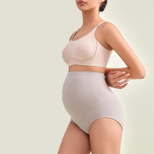 กางเกงในเอวสูง YIYI รุ่นใหม่ ช่วยพยุงหน้าท้อง ไร้ตะเข็บ ยืดหยุ่นสูง สำหรับสตรีมีครรภ์ สวมใส่สบาย กางเกงในสำหรับคุณแม่ - Product Image 6