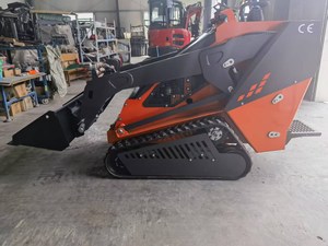 รถตักล้อยางแบบสกิดสเตียร์พร้อมเครื่องยนต์ดีเซล EPA น้ำหนัก 1780 กก. ดีไซน์ใหม่ รับน้ำหนักได้ <span class=keywords><strong>475</strong></span> กก. พร้อมมอเตอร์และปั๊ม แบริ่ง อุปกรณ์เสริม แบคโฮ - Product Image 6