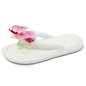 รองเท้าแตะผู้หญิงแบบสวม รุ่น Ins Butterfly <span class=keywords><strong>Orchid</strong></span>  กันลื่น เหมาะสำหรับใส่ไปชายหาด พื้นหนา รองเท้าลำลองสำหรับฤดูร้อน วัสดุ EVA - Product Image 4