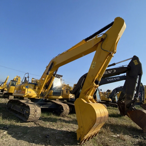 Excavadora de cadenas usada Komatsu PC220 de alta calidad, 22 toneladas, 2017, con bomba de engranajes y motor, en venta. - Product Image 1