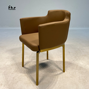 Fauteuil de loisirs personnalisable en cuir PU marron camel avec structure dorée, vente en gros pour usage domestique et commercial - Product Image 2