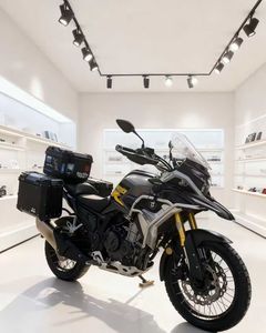Motocicleta Kaiyue 500X Usada, de Gasolina, Inyección Electrónica, Refrigerada por Agua, 500cc, para Todo Clima - Product Image 1