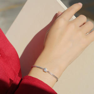 Nouveauté 1ct Vvs Moissanite Bracelet Cubain Hommes Femmes Cubain Lien Chaîne 925 Sterling Silver Moissanite Bracelet - Product Image 4