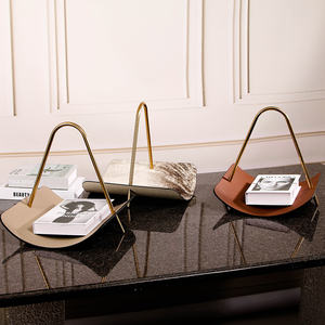 Accessori per ufficio interni personalizzati di lusso in ferro grigiastro portariviste oggetto arredamento per uso ornamentale - Product Image 2