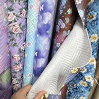 Tissu matelassé à motifs vagues florales lumineuses et colorées, gaufré par ultrasons, plissé et brodé, pour sacs