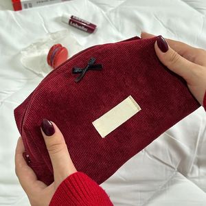 Ins أزياء متعددة الألوان منخفضة موك مخصص دائم كوردروي اليدوية حقيبة مستحضرات التجميل المحمولة مستودع مستحضرات التجميل - Product Image 6