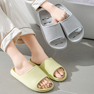 U-HOME <span class=keywords><strong>pas</strong></span> <span class=keywords><strong>cher</strong></span> Prix Antidérapant Dernière Conception Dames Pantoufles Maison Plat Noël Bain Pantoufles pour Femmes - Product Image 2