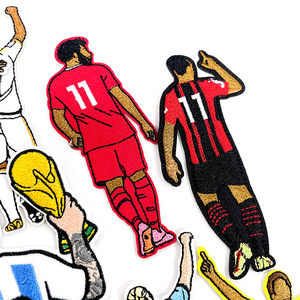 Parche Termoadhesivo Bordado Pequeño para Aplicar en Camisetas, Gorras y Bolsos, con Diseño de Jugador de Fútbol, para el Día del Partido, para Amantes de los Deportes - Product Image 5