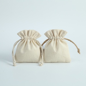 Sac <span class=keywords><strong>en</strong></span> toile de jute, <span class=keywords><strong>lin</strong></span>, coton et polyester <span class=keywords><strong>beige</strong></span>, personnalisé avec cordon de serrage, <span class=keywords><strong>en</strong></span> tissu de coton mousseline biologique, sac anti-poussière à cordon. - Product Image 2