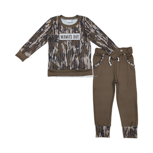 Conjunto de Ropa para Niñas, Sudadera con Capucha y Pantalones con Bolsillos, Estampado de Camuflaje Gris, Spandex Suave/Algodón Orgánico, Boutique Trendyism, Venta al Por Mayor - Product Image 4