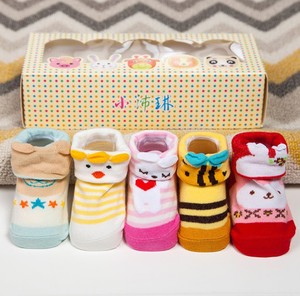 Scatole 2022 divertenti calzini colorati pavimento antiscivolo bambola Set regalo per le ragazze - Product Image 3