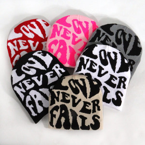 LOVE NEVER FAILS – Bonnet unisexe Y2K avec slogan Hip-Pop, tricoté élastique et tendance pour femme/homme, chaud pour le cyclisme hivernal - Product Image 1