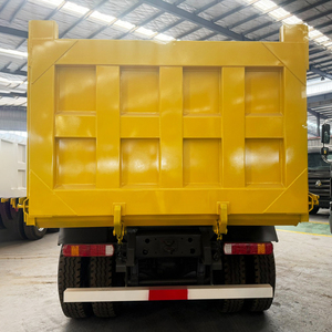 Camion benne poids lourd Howo pour travaux <span class=keywords><strong>de</strong></span> terrassement, 371 CV, 8x4, benne arrière, en stock - Product Image 4