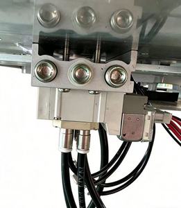 Machine <span class=keywords><strong>à</strong></span> <span class=keywords><strong>coudre</strong></span> industrielle automatique robuste pour photos et images - Product Image 2
