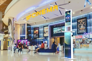 كشك شحن رقمي مزدوج الوجه مقاس 21 بوصة من Y2 Power AXI مع نظام إدارة إعلانات مثبت مسبقًا طراز PS-DO10-Y2 للمطارات ومراكز التسوق - Product Image 6