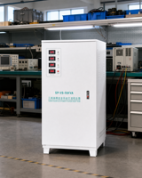 Stabilisateur de tension triphasé robuste 50 kVA 380 V, régulateur de tension automatique multi-protection pour charge industrielle lourde