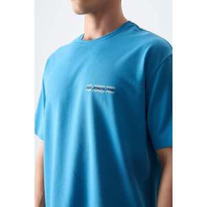 เสื้อยืดผู้ชายพิมพ์ลายทรงโอเวอร์ไซส์ เนื้อผ้าฝ้ายหนานุ่ม สีฟ้าพีทรอล - 88375 - สีฟ้าพีทรอล - Product Image 3
