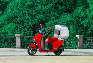 Scooter électrique de livraison Yadea EEC à longue autonomie, batterie au lithium 72V 4000W, pour adultes - Product Image 3