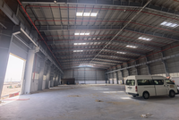 Atelier modulaire en structure acier prêt à être expédié, entrepôt industriel préfabriqué avec conception à assemblage rapide