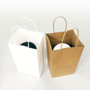 Bolsas de Papel Kraft Personalizadas al por Mayor con Logotipo para Llevar Café, Leche y Bebidas, con Asa Larga, Impresión Offset, Materiales Reciclados - Product Image 3