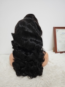 Letsfly Promotion 121$ Perruques Lace Frontal 13x4 Densité 300% 22 pouces Bouclées Souples et Volumineuses 1B4 #   1B99j #   Cheveux vierges 100% humains - Product Image 6