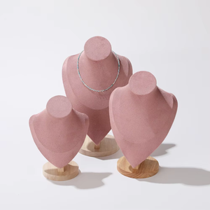 EleQeen EQ638 Soporte de Madera Sólida para Joyería, Venta al por Mayor de Fábrica de Zhejiang, Base Gris Verde Oscuro, Busto de Exhibición para Collares - Product Image 1