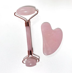 Herramientas para el cuidado de la piel, rodillo facial de cuarzo rosa y productos de belleza para masaje Gua Sha - Product Image 1