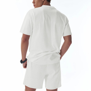 Conjunto de Camiseta y Pantalón Corto de Punto para Hombre, Estilo Casual de Verano, Ropa de Dormir a Rayas Blancas, Cómoda y Transpirable - Product Image 1