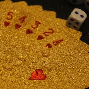 זהב צבעוני מותאם אישית עמיד למים/pvc פלסטיק משחק כרטיסי משחק אירו עבור ליל כל הקדושים השנה החדשה החדשה החדשה החדשה - Product Image 2