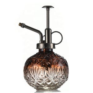 Bottiglia di vetro dello spruzzo di Mister della pianta di forma del diamante 240ml con la pompa superiore Bronzy - Product Image 4