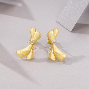 लक्ज़री विंटेज महल शैली मोइससानाइट ईयररिंग्स महिलाओं के लिए उच्च-अंत कस्टम गहने, ब्रश बनावट के साथ 925 रजत - Product Image 3