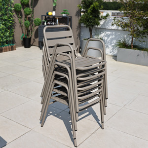 Juego de Muebles de Jardín Modernos de Aluminio para Exteriores, Mesa y Sillas para Patio o Balcón, Resistentes al Agua, Apilables, para 4 Personas - Product Image 3