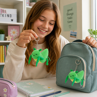 Porte-clés en peluche Zaves Mantis - Écologique, durable, design d'insecte vert mignon, animal en peluche doux, mini cadeau unisexe pour enfants et adultes