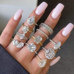 Nhẫn cưới/nhẫn đính hôn bằng bạc sterling 925 mạ rhodium, đính kim cương và đá moissanite VVS, thiết kế riêng của nhà sản xuất dành cho nữ - Product Image 3