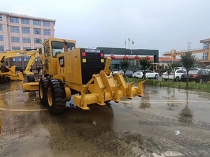 Venta superior CAT 140H niveladora de importación en stock excelente estabilidad y confiabilidad entrega rápida niveladora usada de alta calidad para la venta - Product Image 2