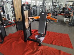 Venta al por mayor comercial Pin cargado Pectoral Fly Fitness Equipment Pectoral Fly con cables para la venta - Product Image 4