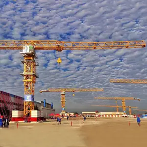 10 Tonnen Bau Flattop Turmdrehkran 50m 60m gebrauchter Turmdrehkran in Dubai