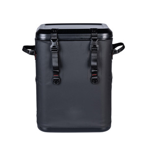 Bolsa Refrigerante M30 para 30 Latas, Portátil, Mantiene Frío, Negra, para Campamento, Viajes y Actividades al Aire Libre - Product Image 1